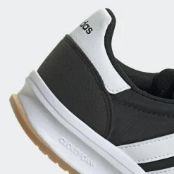 Run 70 2.0 schoenen junior core black white*adidas