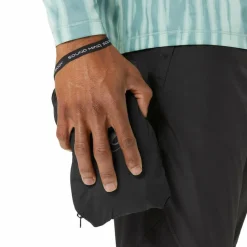 Road Packable hardloopjack heren performance black*Asics Outlet